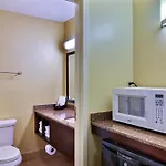 Pine Barn Inn